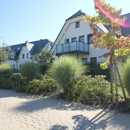 Strandnahe Rex Rugia: Terrasse Und Ahoi Erlebnisbad Apartment *